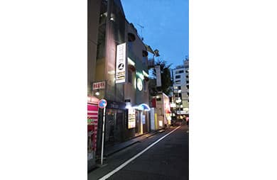 ホテル i（アイ）【スタイリッシュグループ(おとぼけビーバー)】 外観