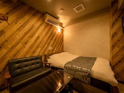 HOTEL PEACE 部屋写真