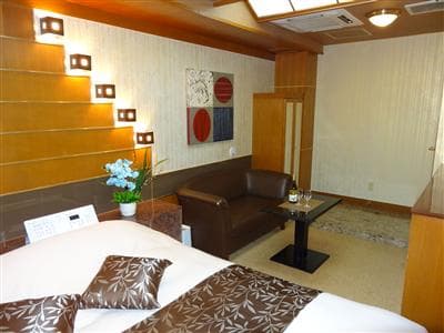 Legend P-door 部屋写真