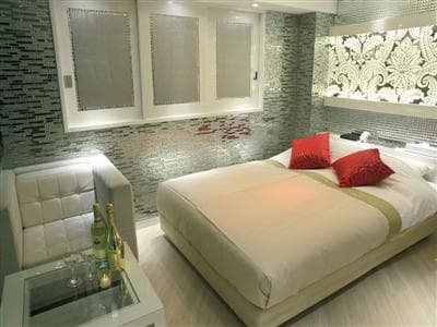 P-DOOR GOLD 部屋写真