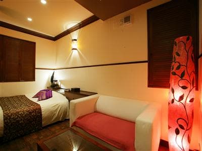 HOTEL CHECK INN BALI 部屋写真