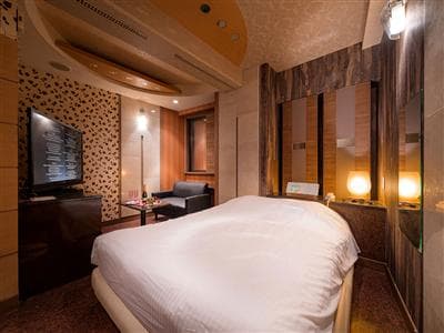 ロイヤルプラザホテル 部屋写真