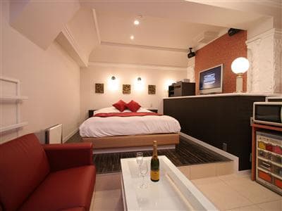 HOTEL DEN 部屋写真