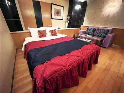 ガラスの城 部屋写真