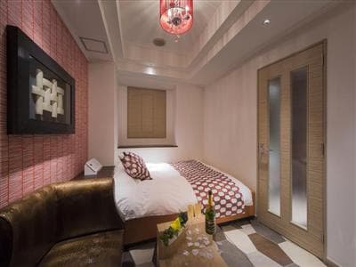 HOTEL REFRAIN 部屋写真