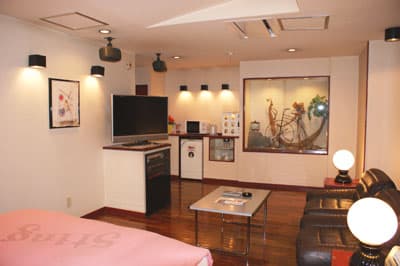 ホテル スティング 部屋写真